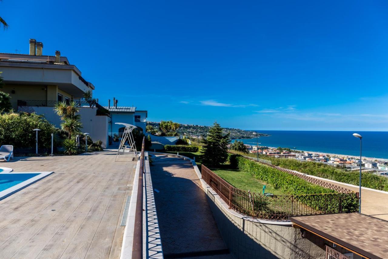 Residenza Borgo Degli Ulivi Villa Vasto Exterior photo
